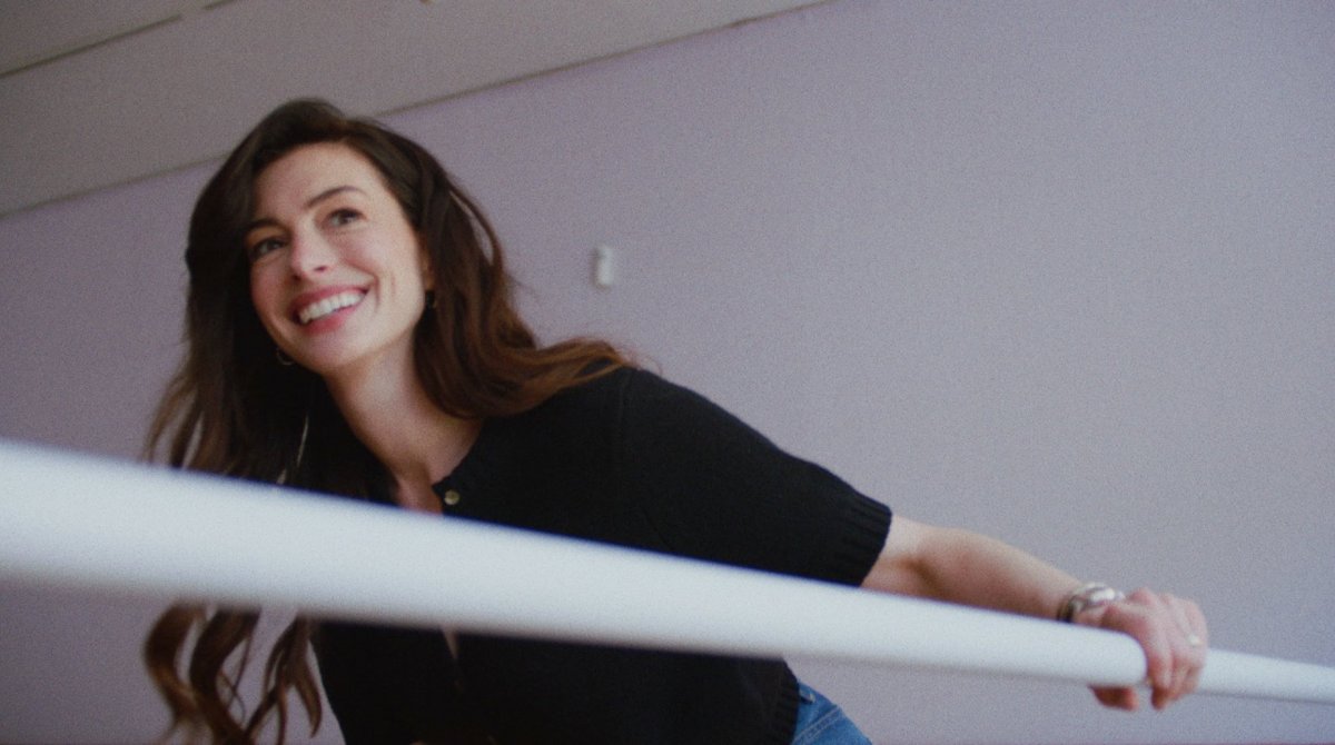 BVLGARI - Anne Hathaway